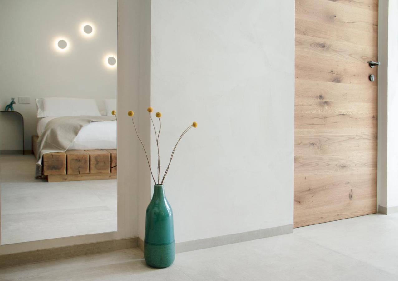 - Boutique Bed & Breakfast *